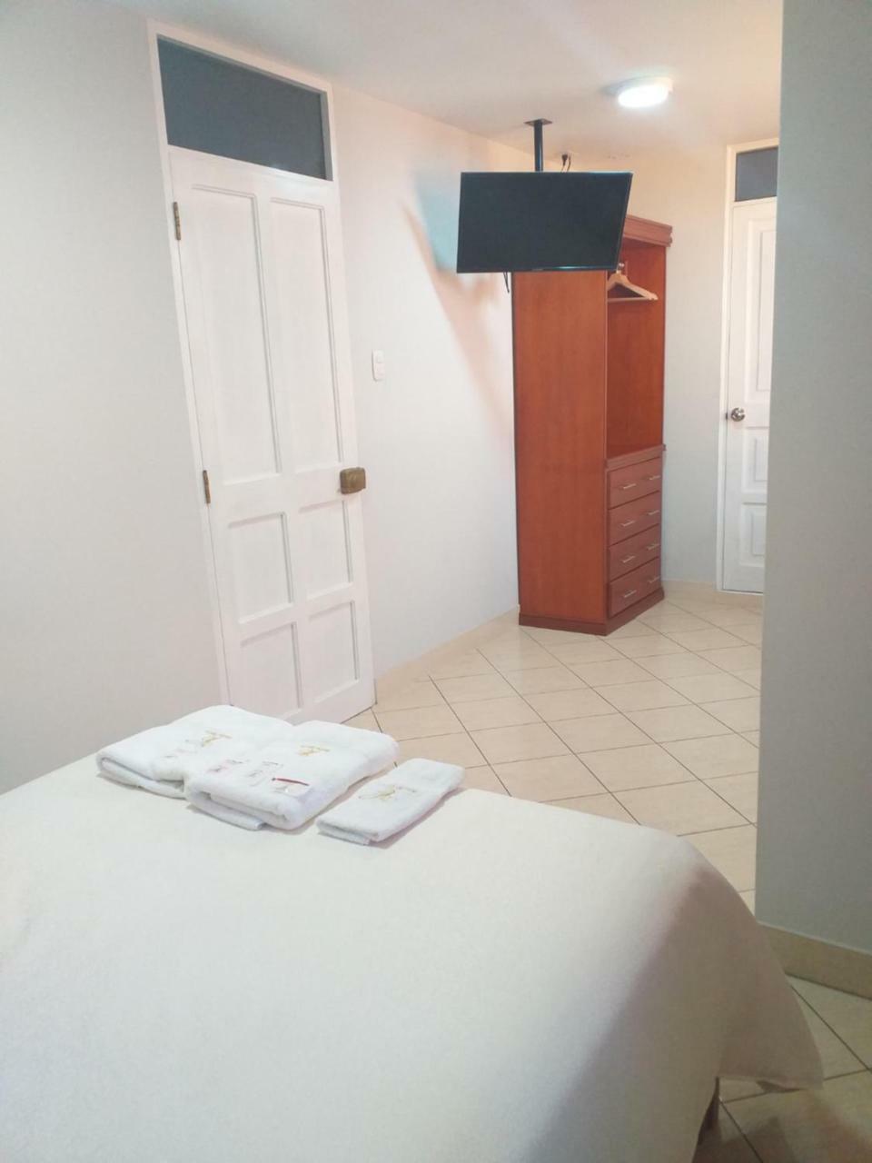 Hostal Vasco Tacna Exterior photo